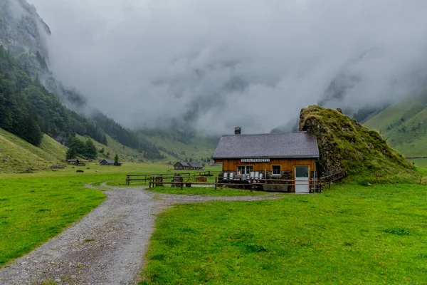Gyönyörű Felfedező Túra Appenzell Hegységben Svájcban Appenzell Alpstein Svájc — Stock Fotó