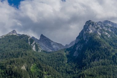 Berchtesgaden Alp etekleri boyunca güzel bir keşif turu. - Schoenau am Koenigsee.