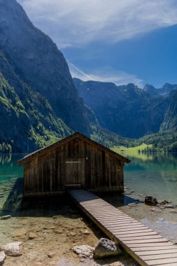 Berchtesgaden Alp etekleri boyunca güzel bir keşif turu. - Schoenau am Koenigsee.