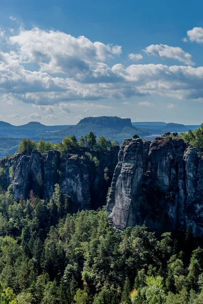 Farklı yerlerdeki Saksonya / Almanya 'daki Saksonya gezisi.