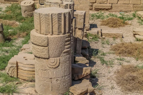Alter Ägyptischer Tempel Amon Luxor Mit Säulen Und Schönen — Stockfoto