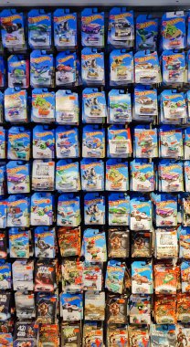 Kuala Lumpur, Malezya - 25 Ağustos 2018: Hotwheels oyuncaklar oyuncaklar ekranda ' r bize. Mattel, Penang, Malezya ve Tayland bulunan fabrikalar ile üründür: hotwheels.