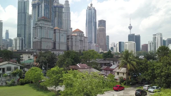 Kuala Lumpur, Malezya - 22 Eylül 2018: Kuala Lumpur cityscape Klcc, Trx ve Kl Tower da dahil olmak üzere, hava fotoğrafı