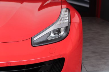 Kuala Lumpur, Malezya - 29 Eylül 2018: Kafa Ferrari Gtc4lusso ışık ekranda roadshow Kuala Lumpur, Malezya