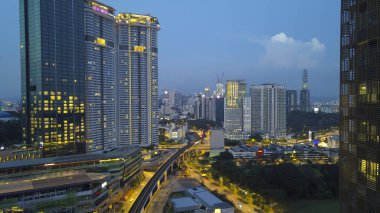 Kuala Lumpur, Malezya - 29 Aralık 2018: Trafik ve ticari bina Kuala Lumpur, Malezya, hava fotoğrafı