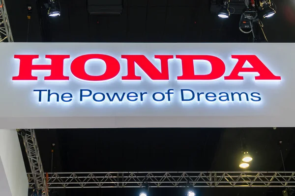 Honda logo at Kuala Lumpur Motor Show — Stock Photo, Image