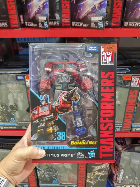 Optimus Prime Spielzeug aus dem Hummelfilm — Stockfoto