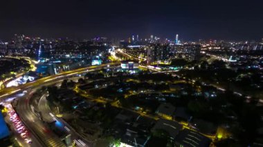 Kuala Lumpur, Malezya 'daki trafiğin 4k hızlandırılmış görüntüleri