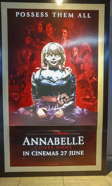 Annabelle poster del film, Annabelle è un film horror soprannaturale statunitense del 2014 prequel de L'evocazione — Foto Stock