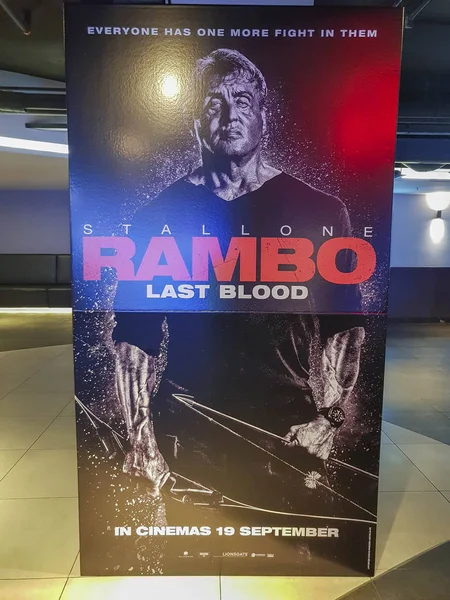 Rambo Last Blood film posteri, önceki Rambo filminin devamı olan John Rambo karakterinden uyarlanan bir aksiyon filmidir. — Stok fotoğraf