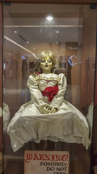 Annabelle replica durante la roadshow promotion, Annabelle è un film horror soprannaturale americano del 2014 prequel di The Evocing — Foto Stock