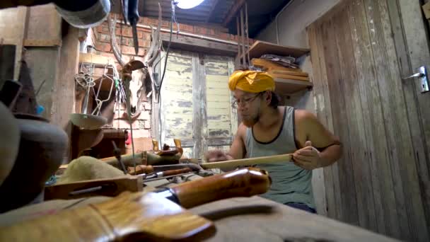 Τοπική Επίδειξη Για Την Κατασκευή Τέχνης Της Χειροτεχνίας Μαλαισίας Παραδοσιακό — Αρχείο Βίντεο