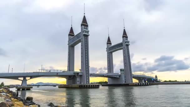 Imágenes Lapso Tiempo Terengganu Puente Levadizo Icónico Durante Puesta Del — Vídeos de Stock