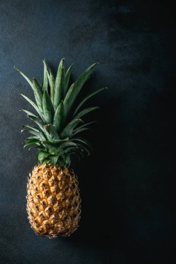 Masada tropikal ülkelerden egzotik meyve ananas