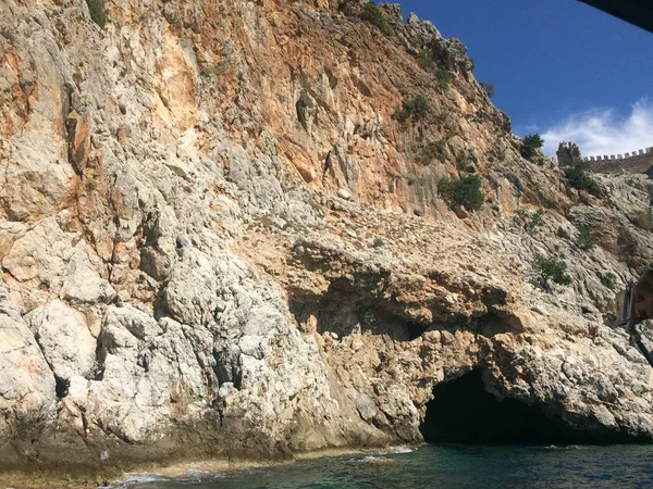 地中海沿岸の岩場 — ストック写真