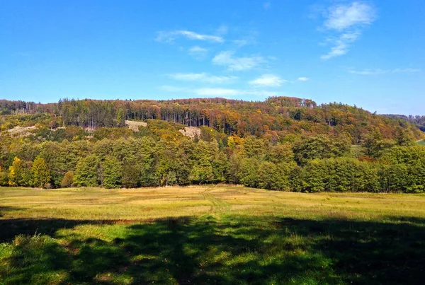 Ufuk Moravyalı Kırsal Kesimde Sonbahar Fotoğrafı — Stok fotoğraf