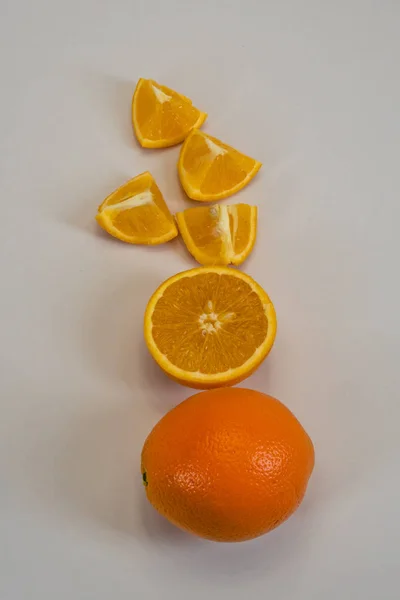 Reife Und Frische Orange Isoliert Auf Weißem Hintergrund Nahaufnahme Makro — Stockfoto