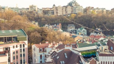 Kiev, Ukrayna-04.06.2019: turistler tarihsel c yürüyüş