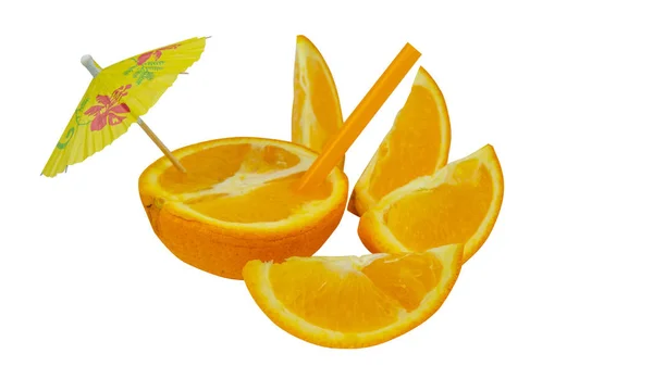 Arancio fresco come concetto di succo naturale. Cocktail all'arancia con tu — Foto Stock