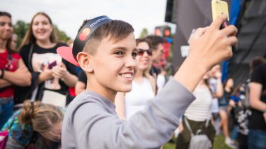 Kiev, Ukrayna - 07.09.2019: Atlas Weekend müzik festivali açık havada