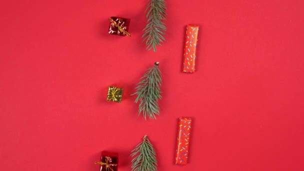 Weihnachten Abstraktes Muster 360 Grad Rotation Tannenzweige Und Geschenkschachtel Auf — Stockvideo