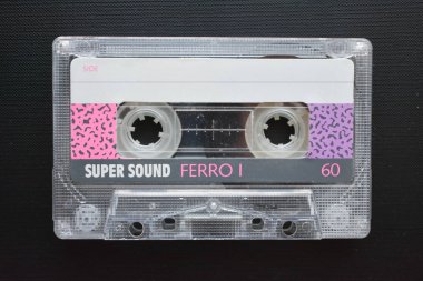 istanbul, merkez studyo / Türkiye - 05 13 2019 : eski bant, eski bant, orjinal markalı