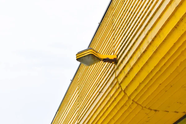 Lâmpada Rua Velha Lâmpada Rua Fundo Amarelo — Fotografia de Stock