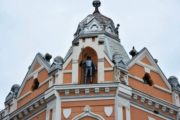 Novi Sad Sérvia 2019 Figura Cavaleiro Blindado Estátua Homem Ferro — Fotografia de Stock