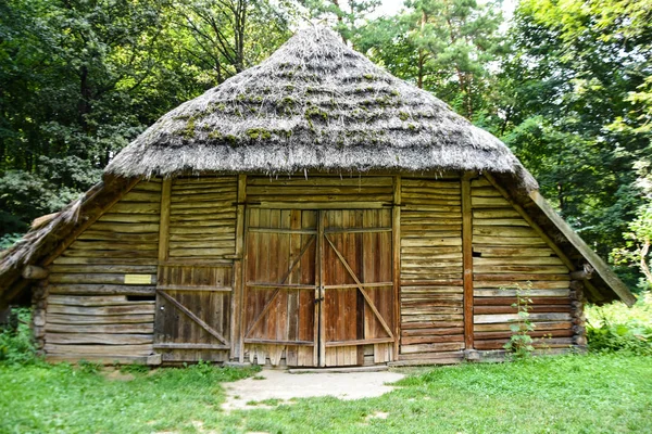 Lviv / Ukrayna - 08 09 2019Halk Mimarisi ve Yaşam Müzesi
