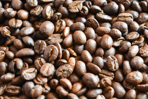 Kavrulmuş kahve çekirdekleri.