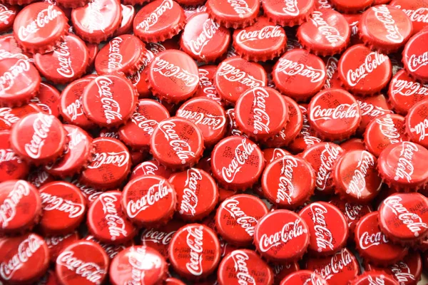 Ankara Turkije 2019 Coke Coke Caps Verspreid Talrijk Rechtenvrije Stockfoto's