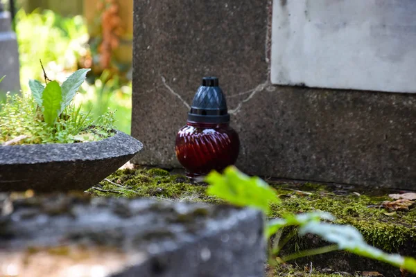 Drivljus Minnesljus Tända Graven — Stockfoto