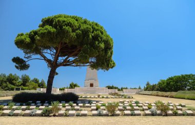  Gelibolu, Çanakkale / Türkiye -08 06 2020: Lone Pine 'daki Anzak Anıtı, Birinci Dünya Savaşı 