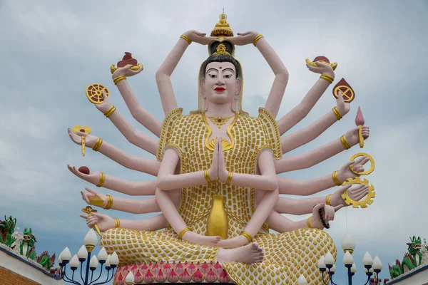 Daha fazla el Wat Plai Laem tapınak Koh Samui Tayland ada Shiva büyük heykel