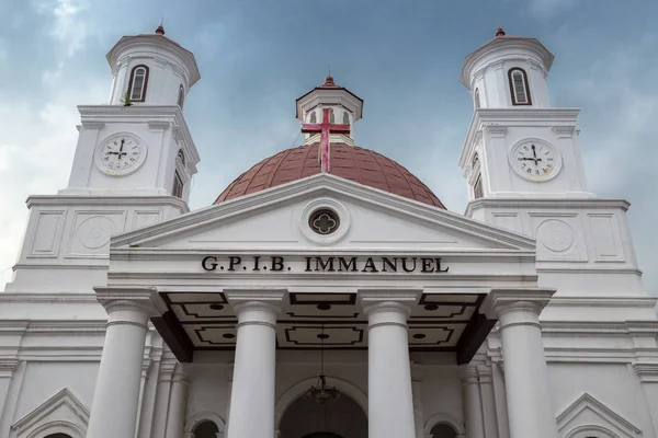 Crunch blanco G.P.I.B Immanuel, Gereja Blenduk, Semarang, Jawa Tengah, Indonesia. Jule 2018 — Foto de Stock