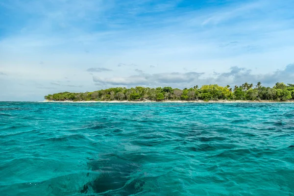 Balicasag Adası, Filipinler Bohol sahil küçük adadan.