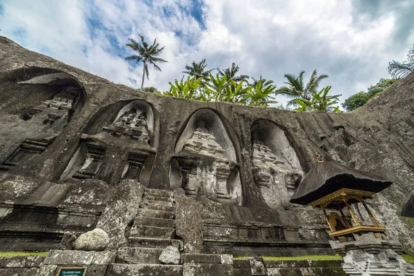 Templo de Gunung Kawi velho em Ubud, Bali, Indonésia — Fotografia de Stock