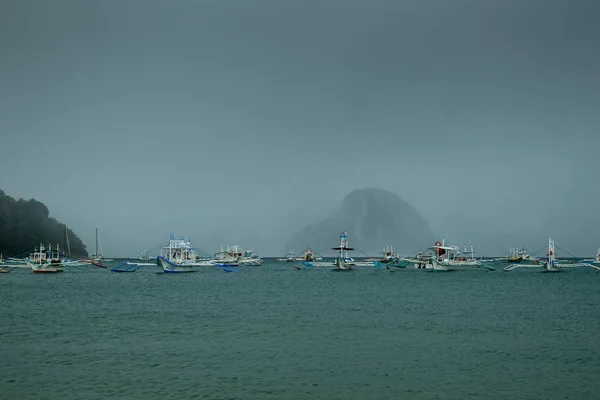 Il tifone sta arrivando nel mare di El Nido sul Palawan, Filippine — Foto Stock