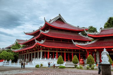 Sam kaka Kong tapınak Gedung Batu Tapınağı, Orta Java en eski Çin tapınakta. Semarang, Endonezya. Temmuz 2018