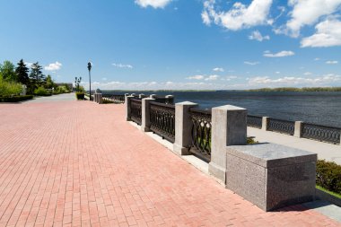 Samara Volga Nehri Dolgu