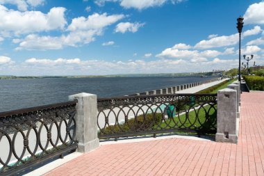 Samara Volga Nehri Dolgu