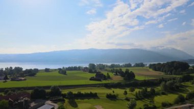 Zug Gölü 'nün insansız hava aracı gösterisi ve Cham ön planda.