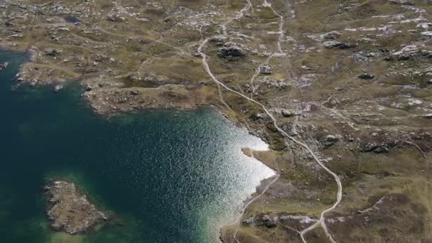 Pesawat Drone Terbang Atas Grimselpass Swiss Pada 2168 Meter Danau — Stok Video