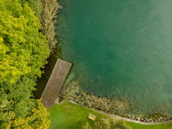 Drone Disparado Sobre Água Fundo Lago Vista Das Aves — Fotografia de Stock