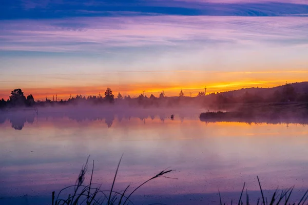 Τοπία Της Φύσης Ηλιοβασιλέματα Στη Λίμνη Και Στο Δάσος — Φωτογραφία Αρχείου