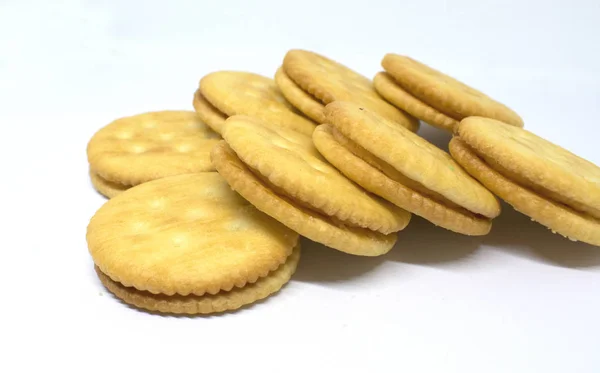 Biscoitos Queijo Fundo Branco — Fotografia de Stock