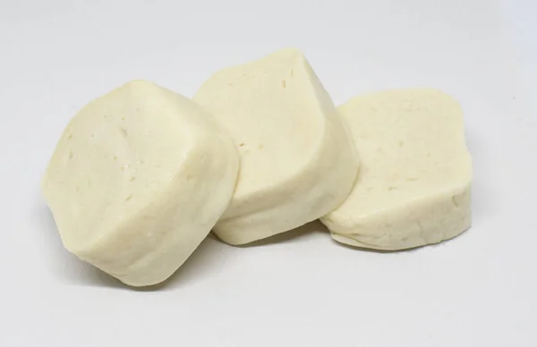 Coada Galbenă Tofu Fundal Alb — Fotografie, imagine de stoc