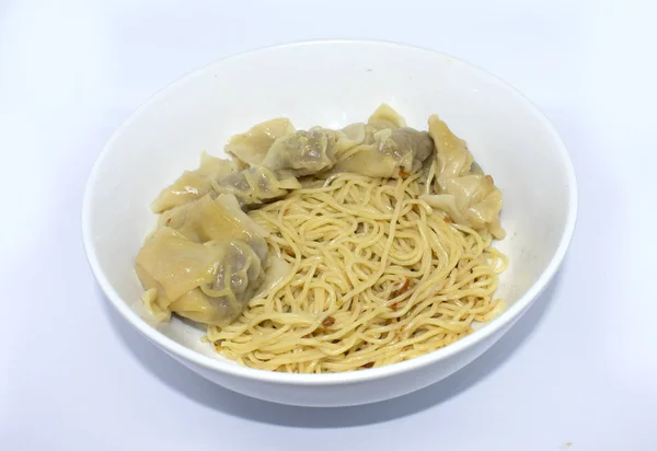 Wonton Tagliatelle Cinesi Sulla Ciotola — Foto Stock