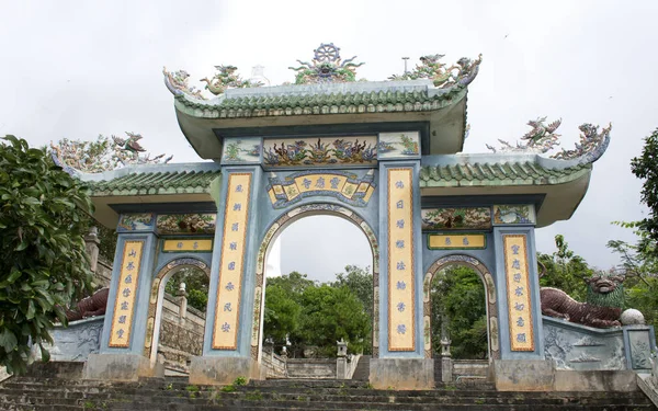 Nang Scenery Linh Ung Temple Gate — Stockfoto