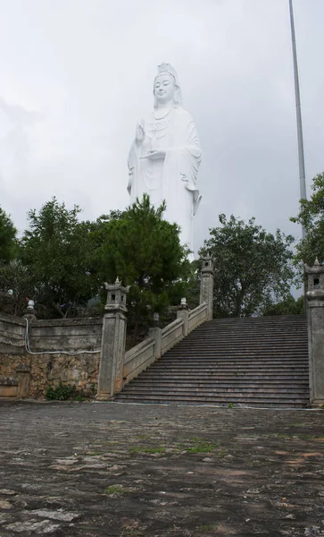 Scénérie Nang Statue Padmapani — Photo